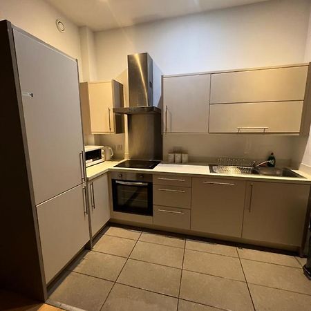 Bigkings Cosy 2 Bedroom Apartment With Free Parking In Central Manchester Exterior foto